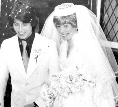 The Truth Behind Andy Gibb’s Marriage at 18 to His First Wife