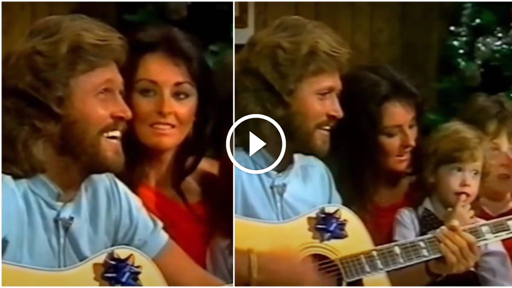 When Barry Gibb made rare appearance with wife Linda to sing ‘Silent Night’ with their kids on TV special When Barry Gibb made rare appearance with wife Linda to sing ‘Silent Night’ with their kids on TV special
