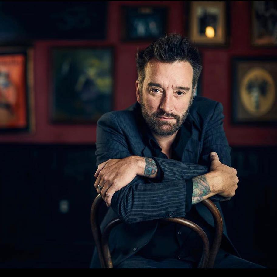 At 52, Spencer Gibb, the eldest son of Robin Gibb and his former wife Molly Hullis, has unveiled a shocking truth about his father that has never been revealed before.