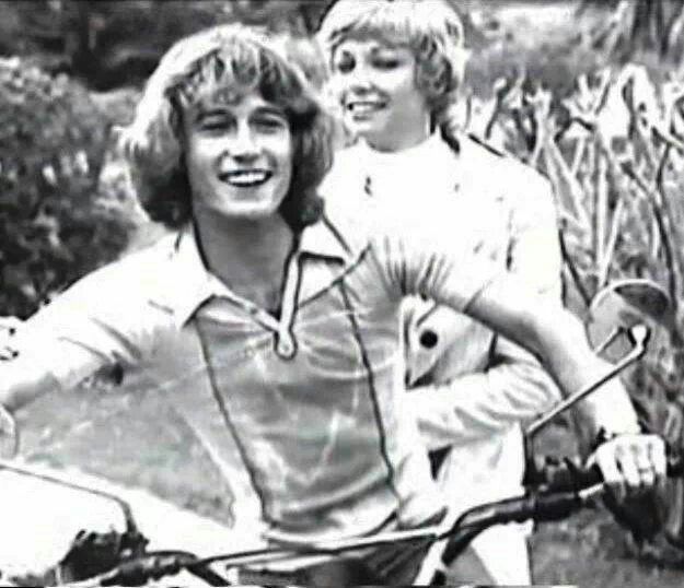 Kim Reeder, Andy Gibb’s Only Wife, Breaks Her Silence About the Truth Behind Andy, Shocking Fans