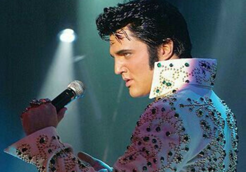 “The Real Elvis Presley: Secrets, Sacrifices, and the Soul Behind the Legend – What He Finally Admitted About His Fame, Family, and the Image He Could Never Escape” “The Real Elvis Presley: Secrets, Sacrifices, and the Soul Behind the Legend – What He Finally Admitted About His Fame, Family, and the Image He Could Never Escape”