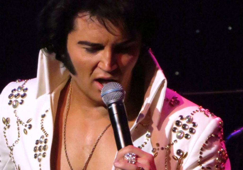 Inside the Heartbreaking Truth of Elvis Presley’s Final Performance: The Betrayal, Decline, and Silent Suffering That Fans Never Saw Inside the Heartbreaking Truth of Elvis Presley’s Final Performance: The Betrayal, Decline, and Silent Suffering That Fans Never Saw