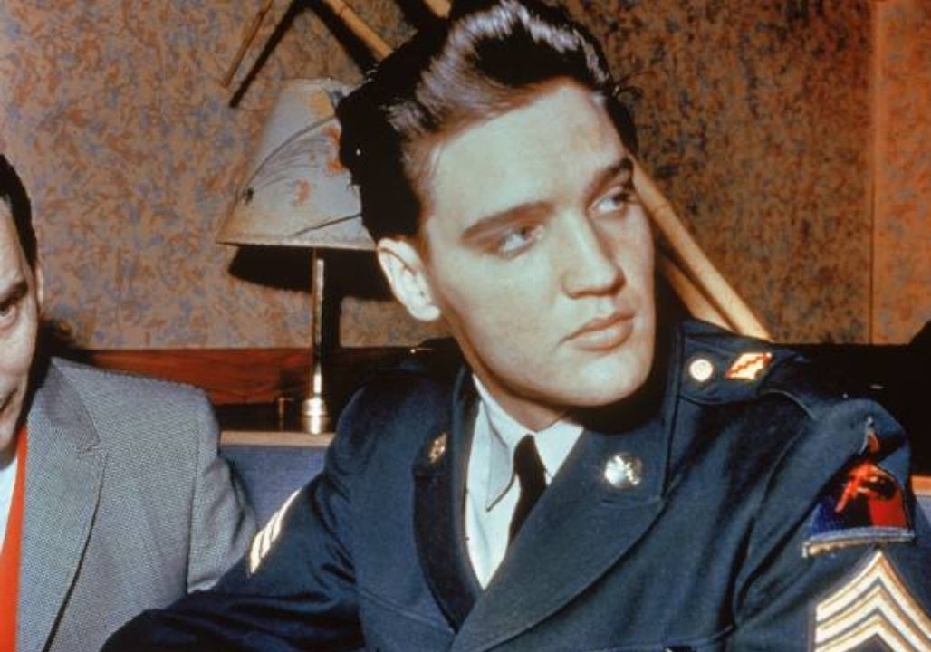 Elvis Presley’s Summer of Innocence—Rare 1956 Home Movies Reveal a Carefree Young Man Before Graceland, Before Priscilla, and Before Superstardom, When the Future King of Rock and Roll Was Just a 21-Year-Old From Memphis in Love With June Juanico, Fishing, Water Skiing, and Laughing With Friends and Family, Offering a Rare Glimpse Into the Last Moments of Innocence Before Fame Forever Changed His Life