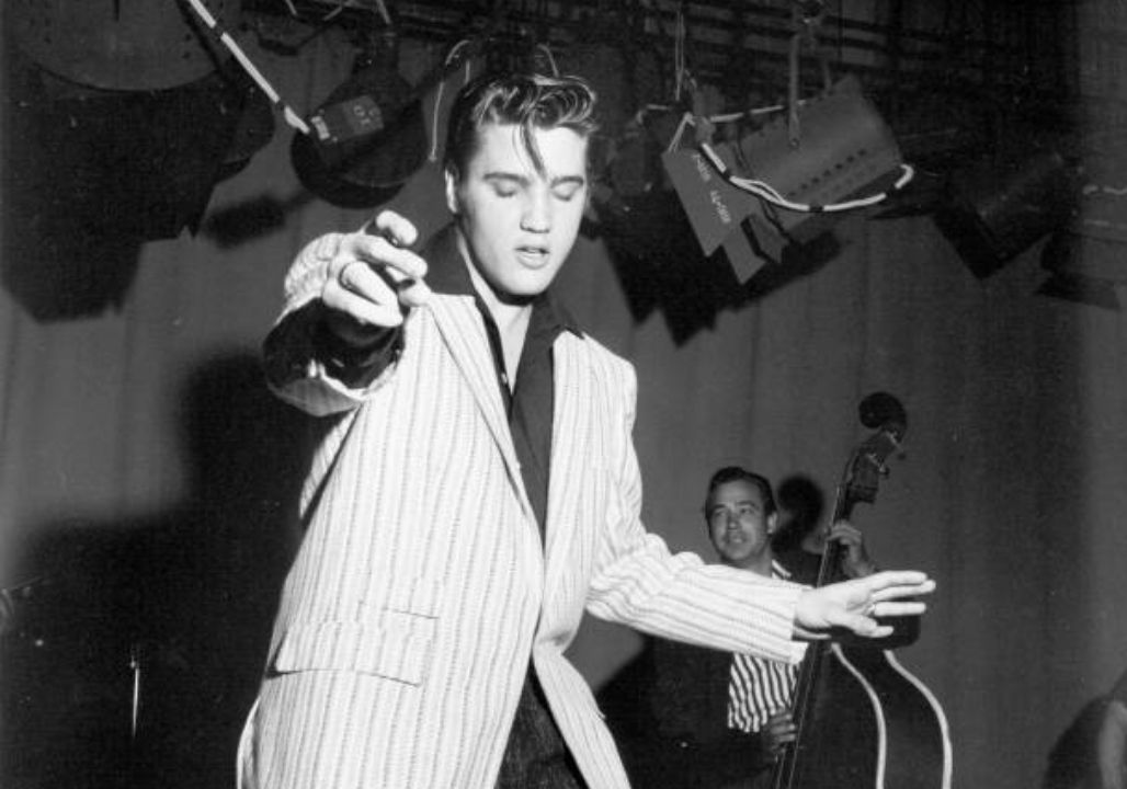 At 86, Dolores Hart Finally Reveals the Untold Truth About Elvis Presley—The Real Story of Their Deep Friendship, Emotional Connection, and Mutual Respect That Went Far Beyond Hollywood Romance, and How Her Courageous Choice to Leave Stardom for a Spiritual Life Forever Shaped Their Unique Bond and Legacy