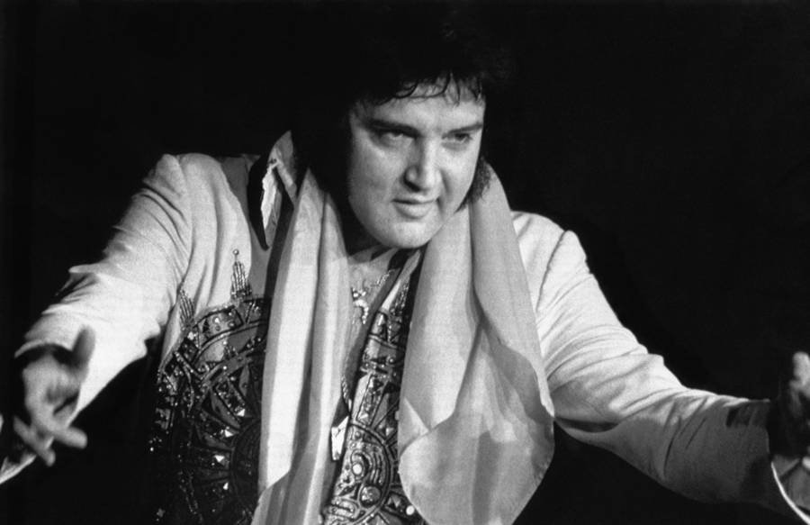 Sự thật về cái chết bi thảm của ông vua Rock&Roll Elvis Presley | baotintuc.vn