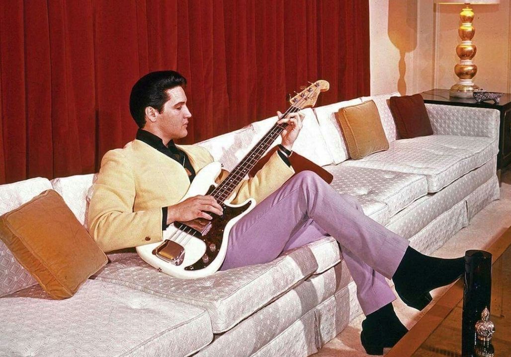 1 MIN AGO: Elvis Presley’s Attic Has Been Opened, This Is Shocking 1 MIN AGO: Elvis Presley’s Attic Has Been Opened, This Is Shocking