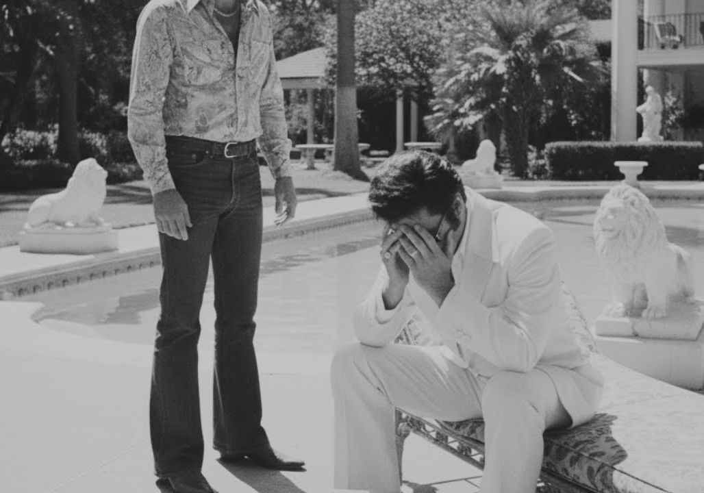 Every Night at Midnight, ELVIS drove to THIS Place Alone, Nobody knew Why Until Now… Every Night at Midnight, ELVIS drove to THIS Place Alone, Nobody knew Why Until Now…